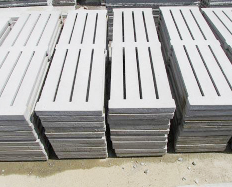 ����©���